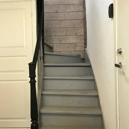The White House Apartment *